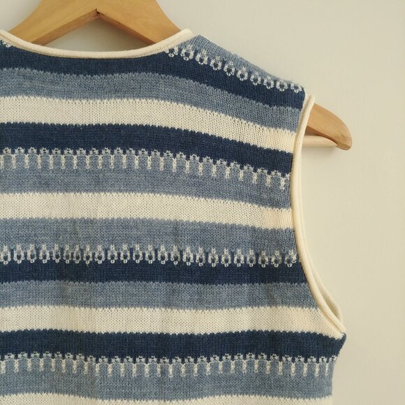 Vintage made in Canada button down blue white striped sweater vest Small - Picture 10 of 16